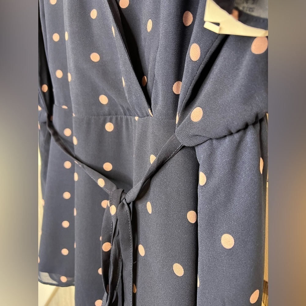 189. NWT City Chic Eloise Top XXL/24 - Picture 6 of 7
